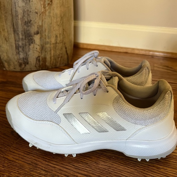 adidas Shoes - Adidas GOLF shoes. Very gentle wear. Excellent condition. White and silver
